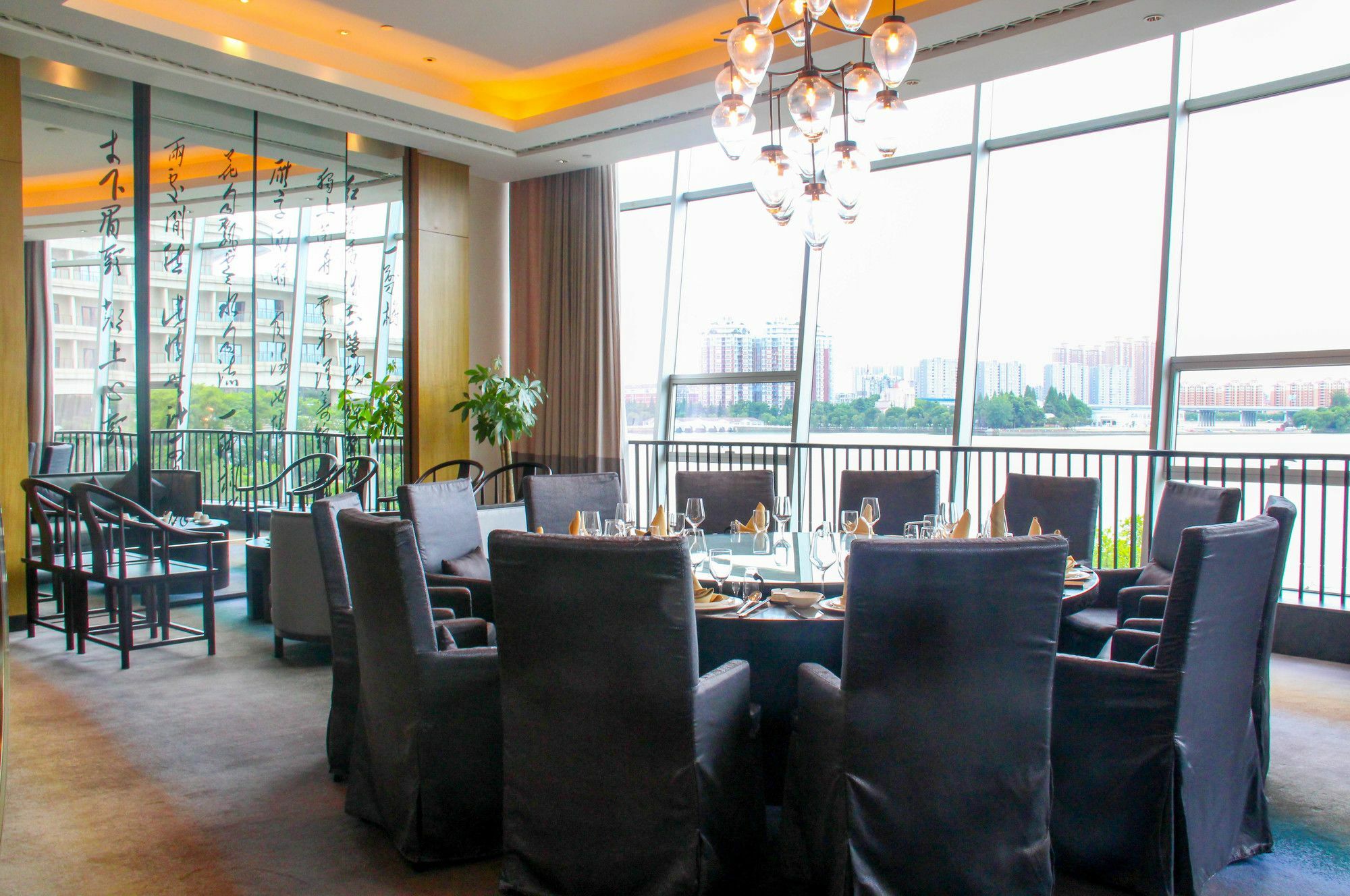 Radisson Blu Hotel Wuhan Etd Zone Екстер'єр фото