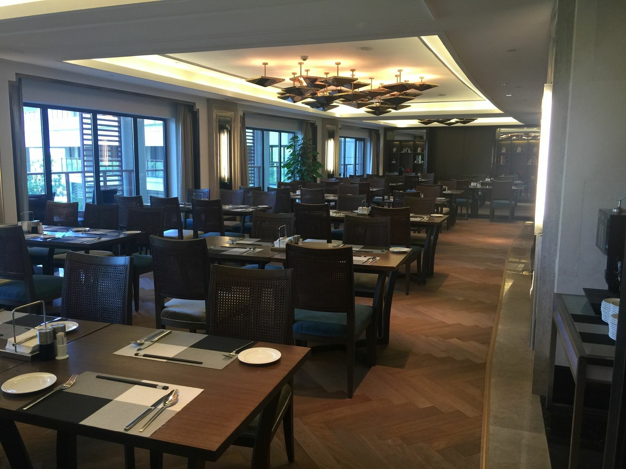 Radisson Blu Hotel Wuhan Etd Zone Екстер'єр фото